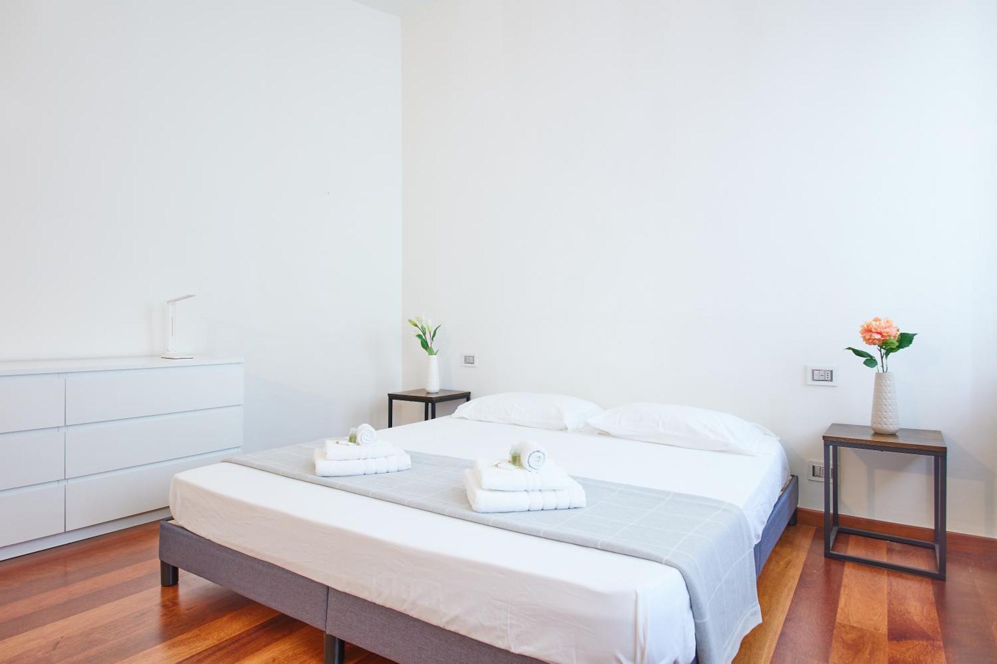 Appartement Porta Nuova Lusso 8 Minuti Dal Duomo à Milan Extérieur photo
